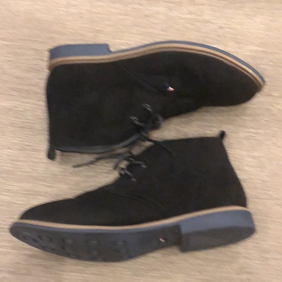 Tommy Hilfiger ankle boots women’s size 5 - Picture 2 of 6